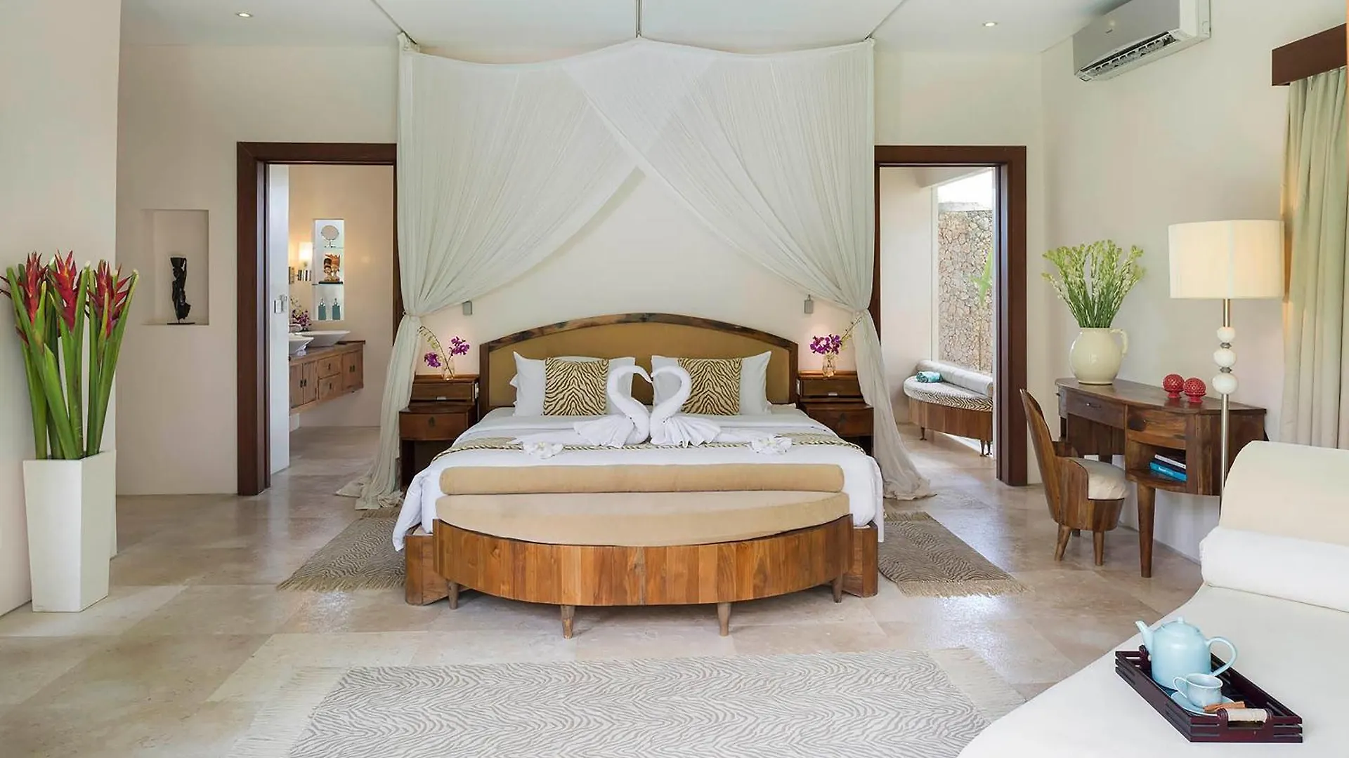 Lataliana Seminyak Villa