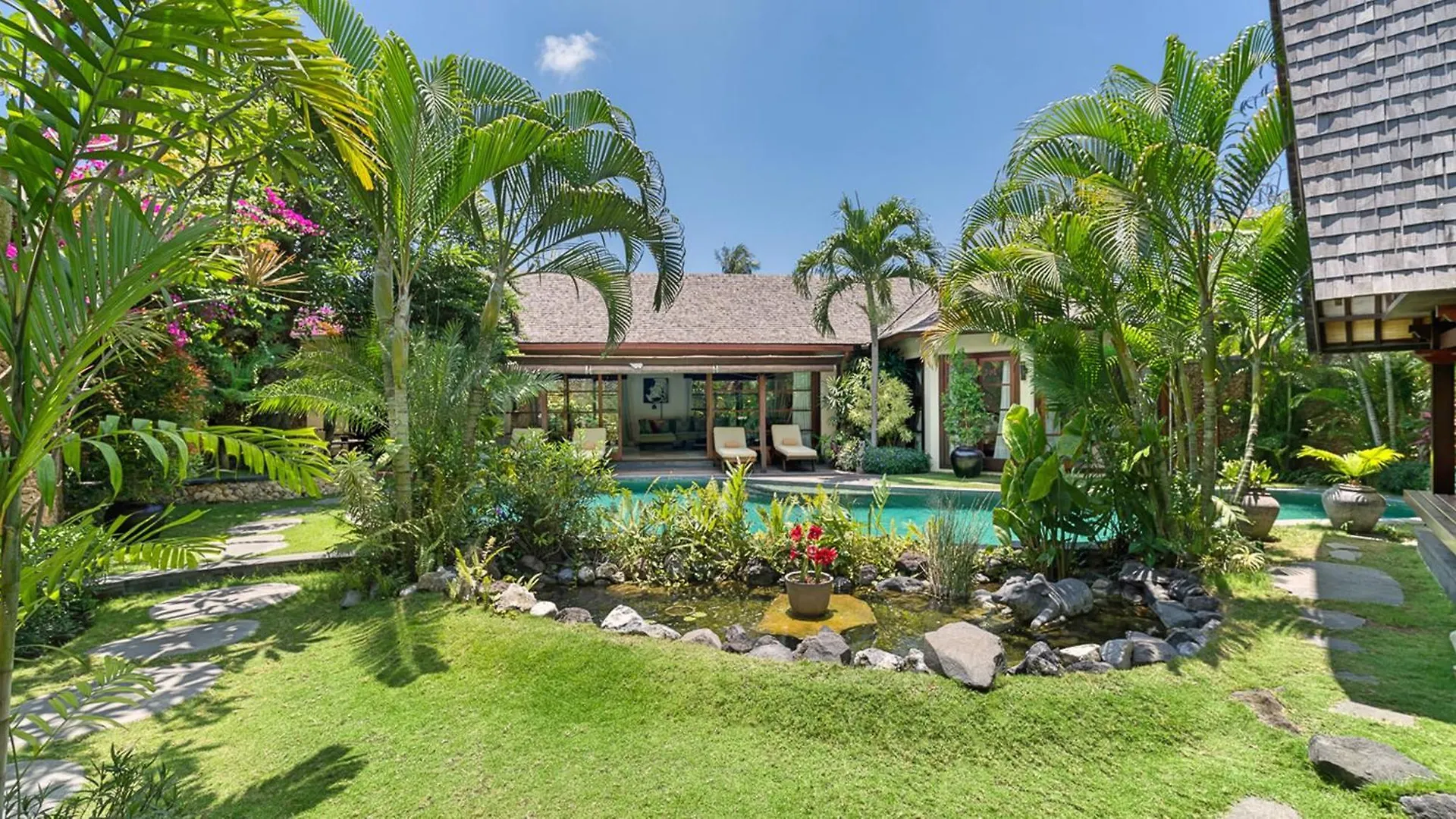 Lataliana Seminyak Villa