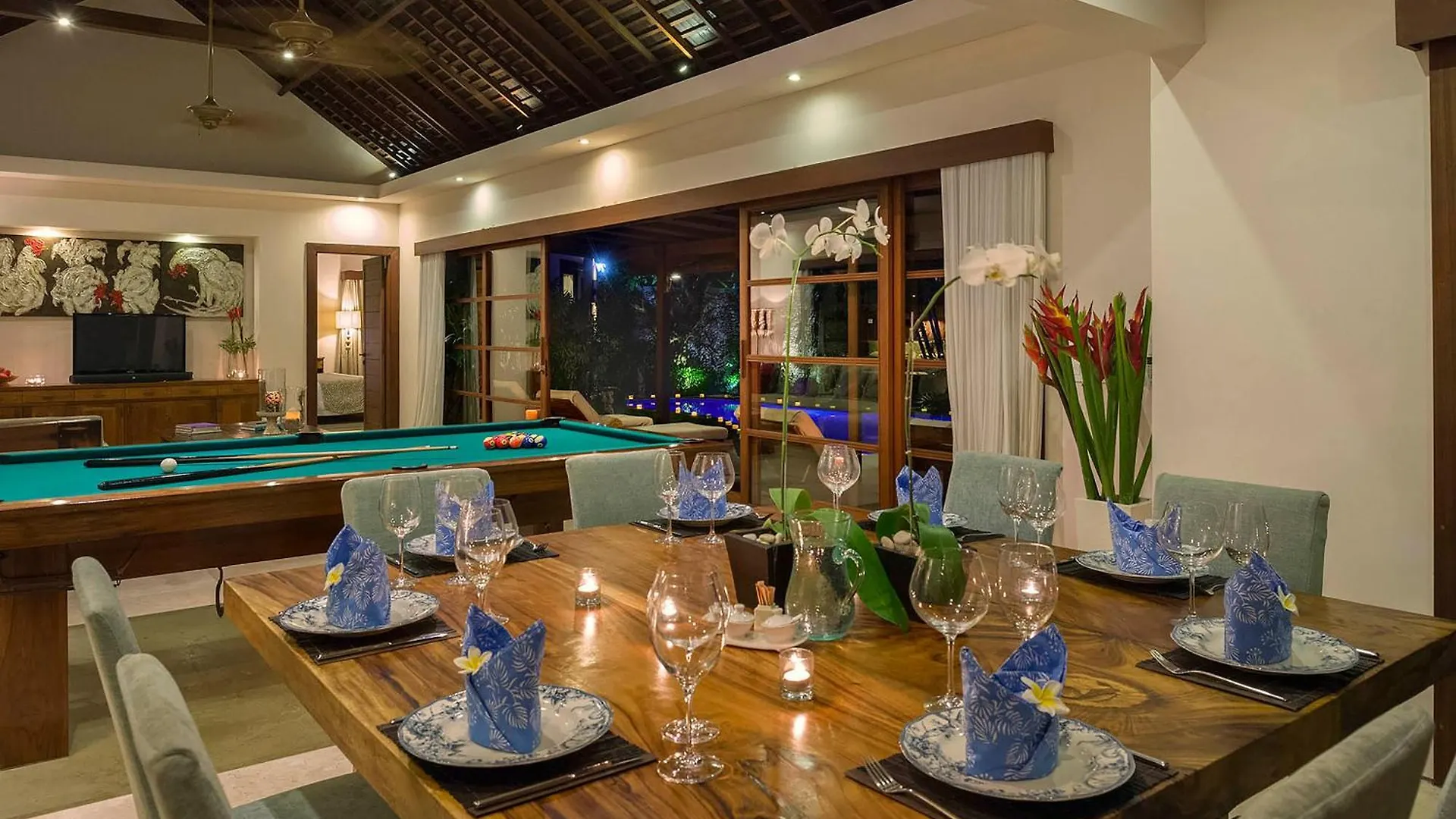 Lataliana Seminyak Villa