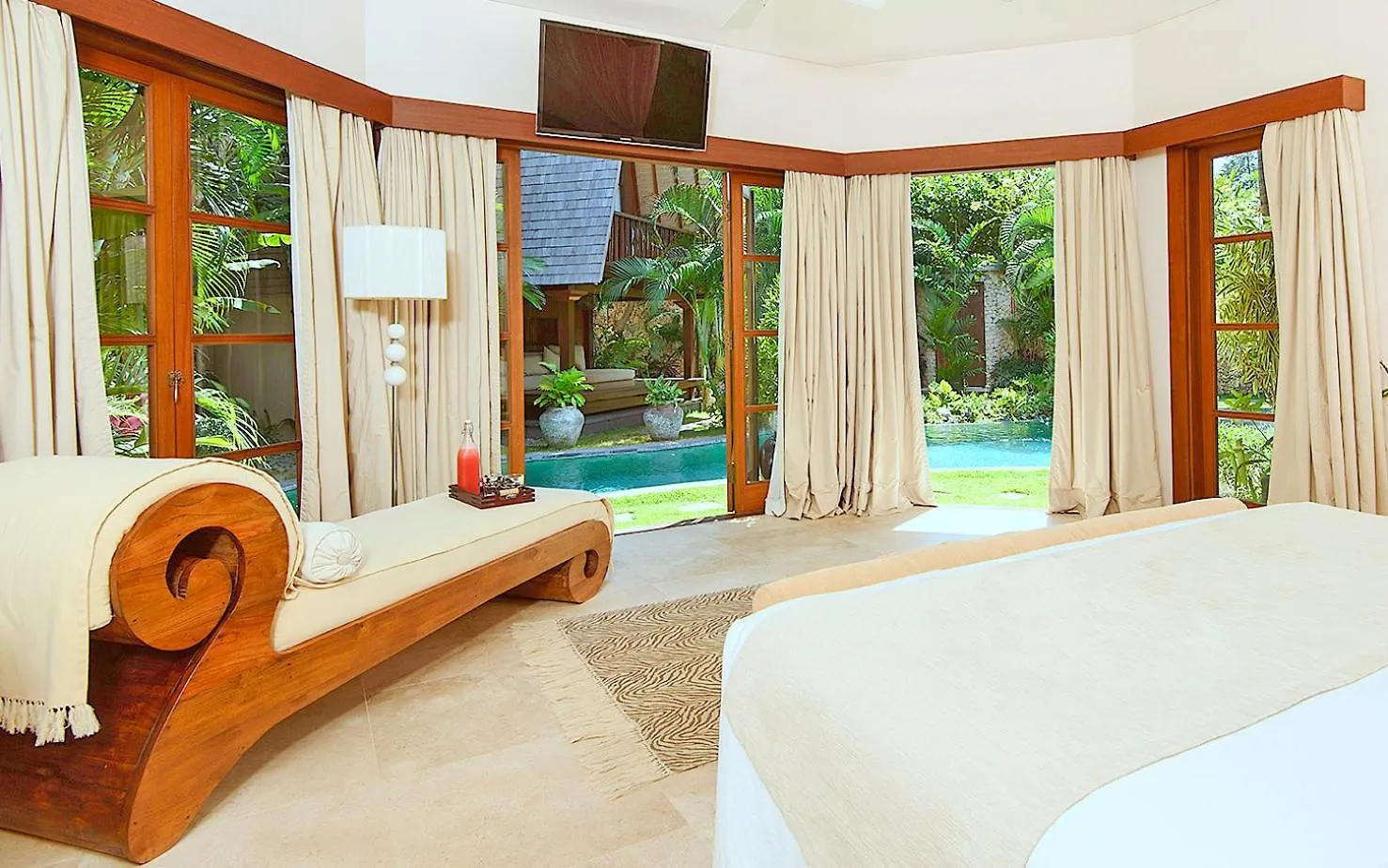 Lataliana Seminyak Villa Indonesia