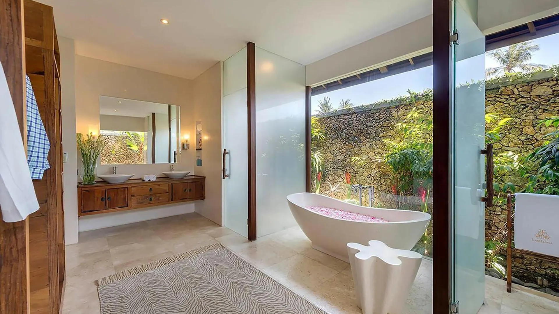 Lataliana Seminyak Villa  Seminyak (Bali)