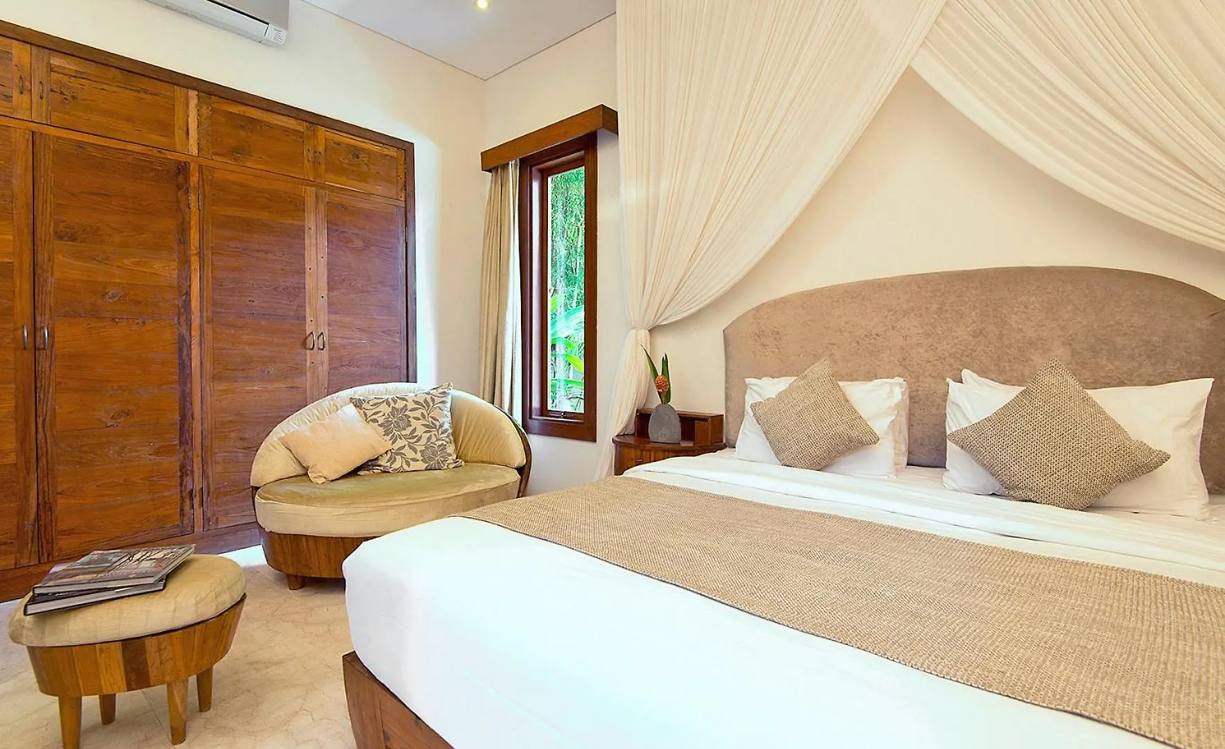 Lataliana Seminyak Villa Indonesia