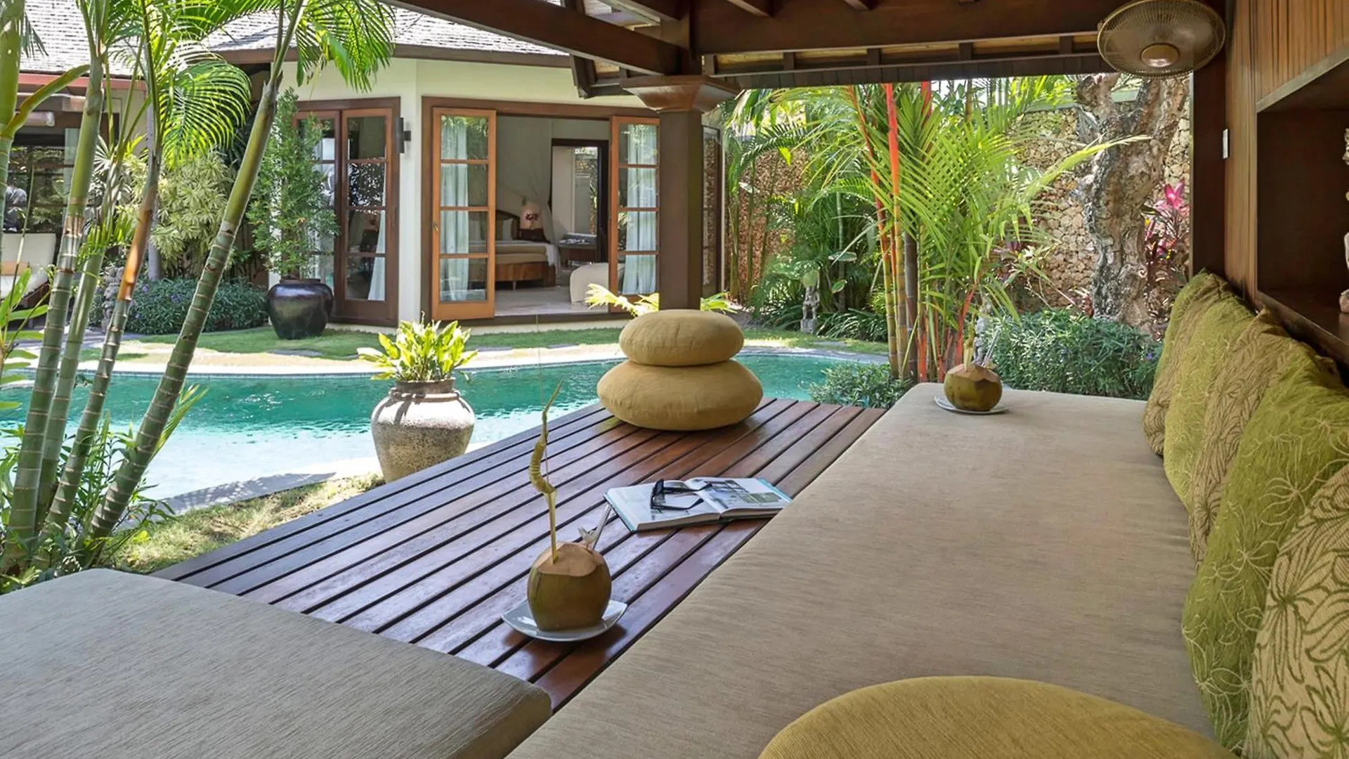 Lataliana Seminyak Villa